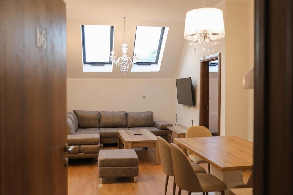 Goldenview apartman